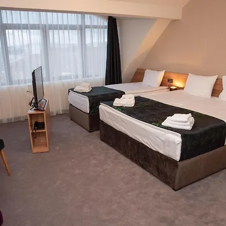 Aloha Hotel Ni